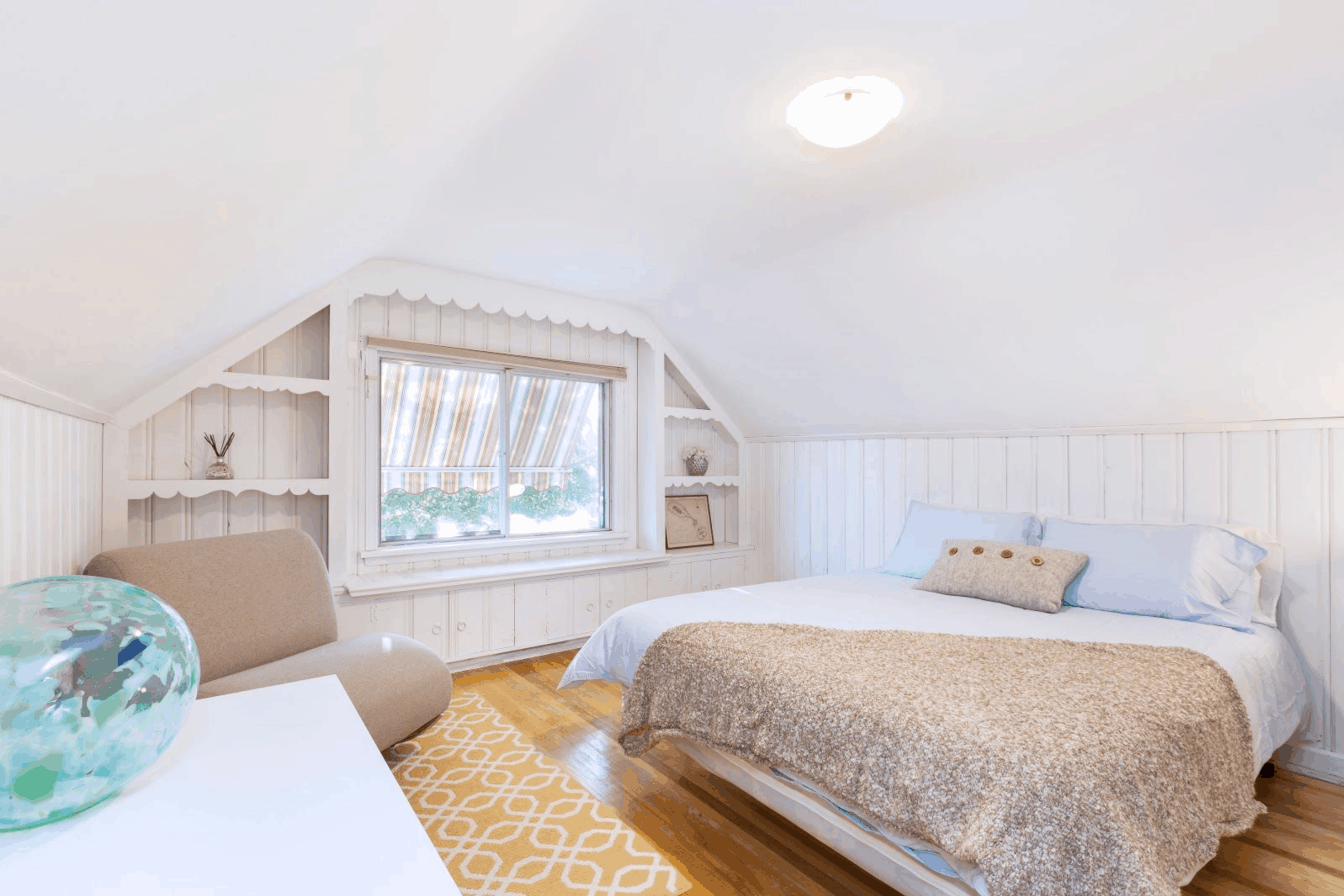 airbnb bedroom