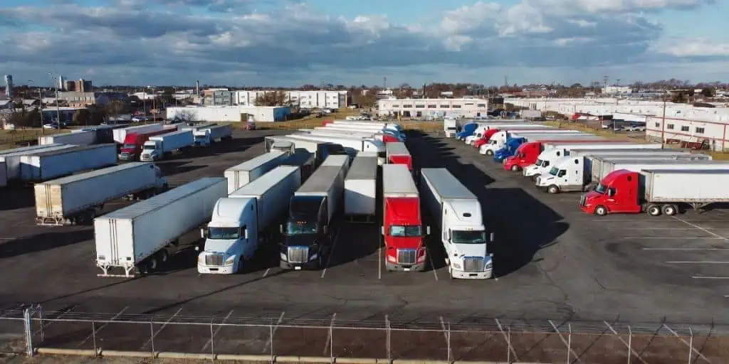 semi truck parking lot 3